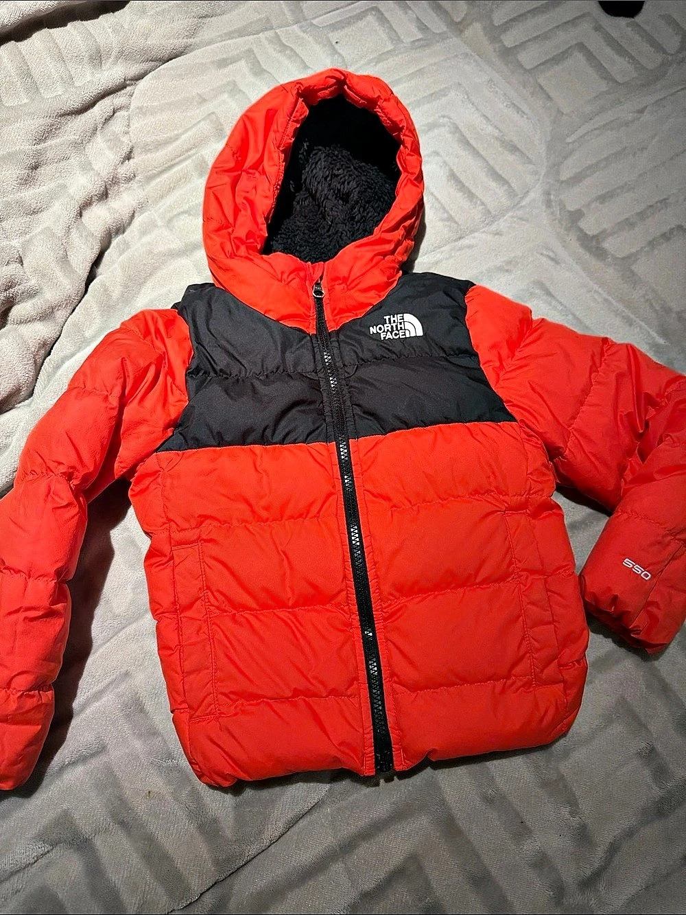 The North Face Youth 550 Down Puffer Jacket Red & Black xs boy youth